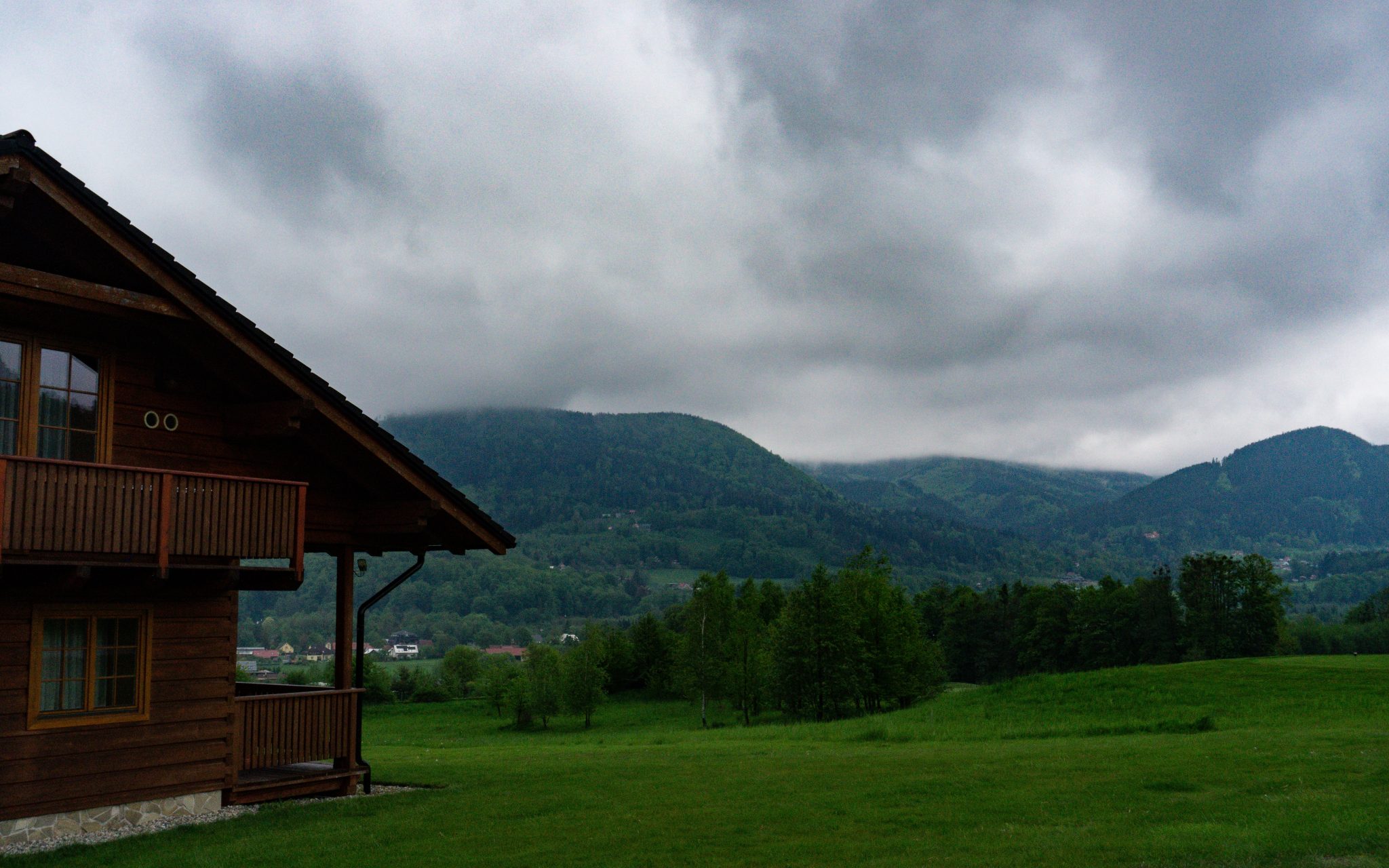 What Is A Good Golf Ball Speed? (All Skill Levels)